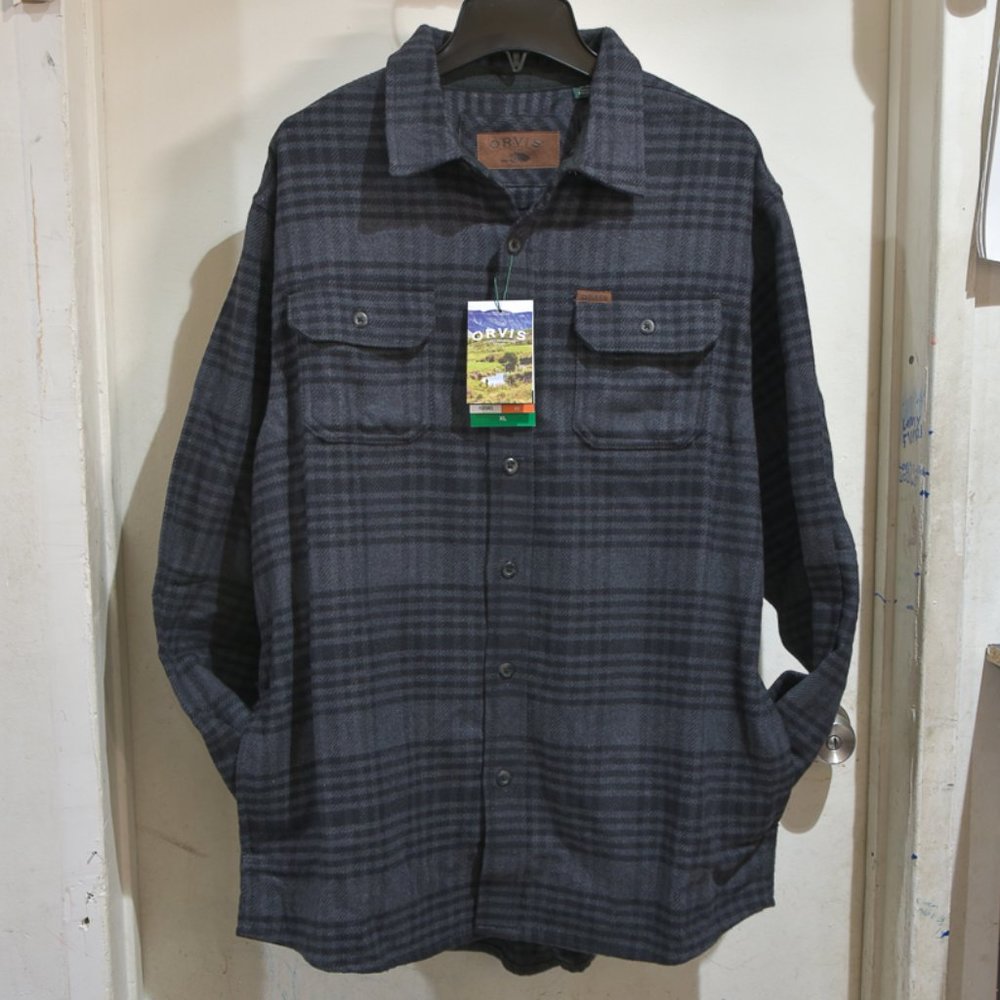 Orvis Men’s Flannel Shirt in gray - Picture 3 of 9